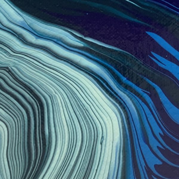Close detail of the poured ribbons and fine lines